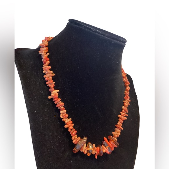 🚨Sale🚨!! Vintage Coral and Amber Necklace w/Sterling Closure - Picture 4 of 5